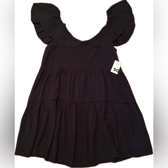 SO Dresses & Skirts - Black flutter sleeve dress with scoop neckline. New with tags. Women’s Size XL